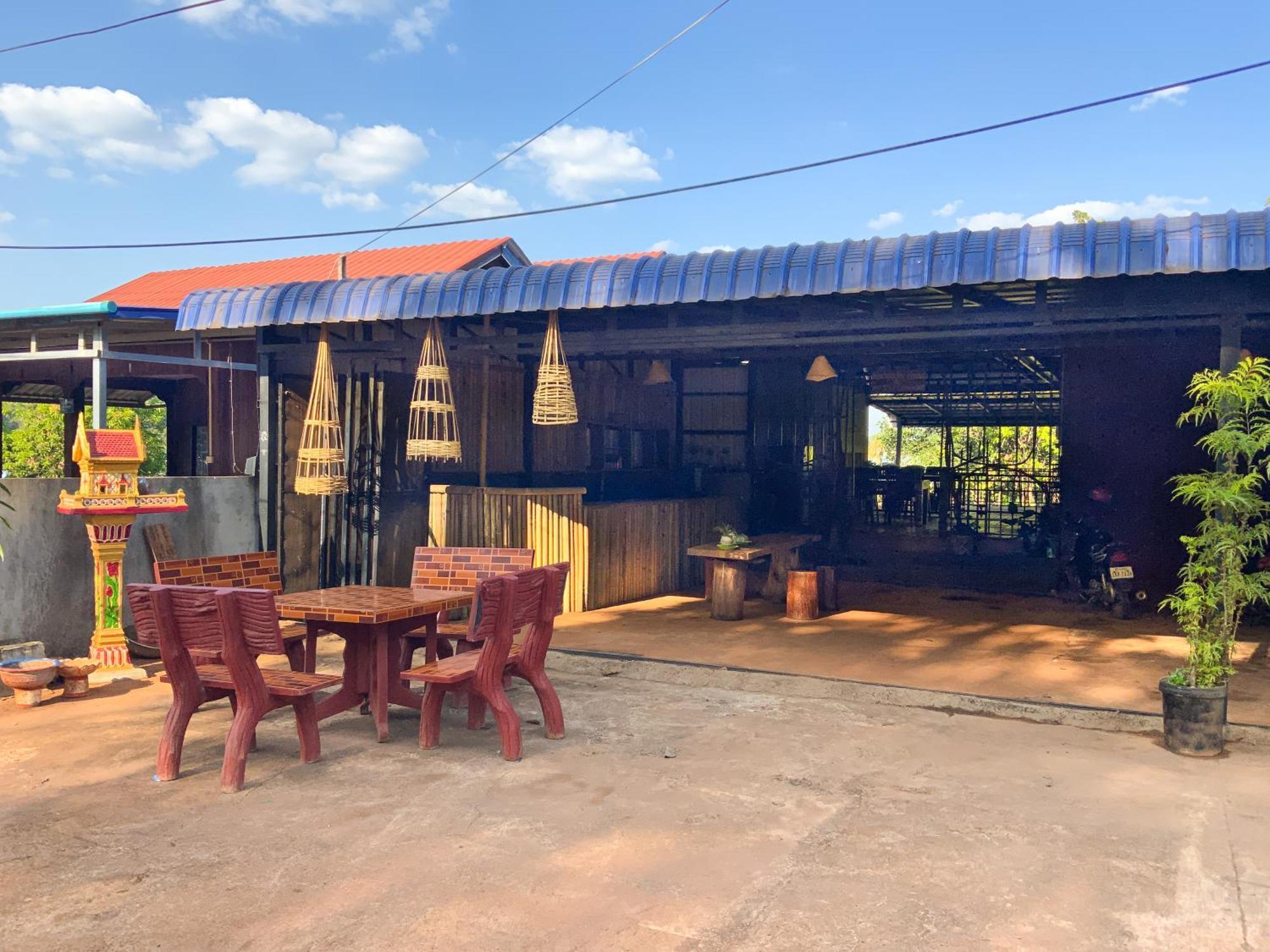Backpacker Hostel And Jungle Trekking Banlung Eksteriør bilde