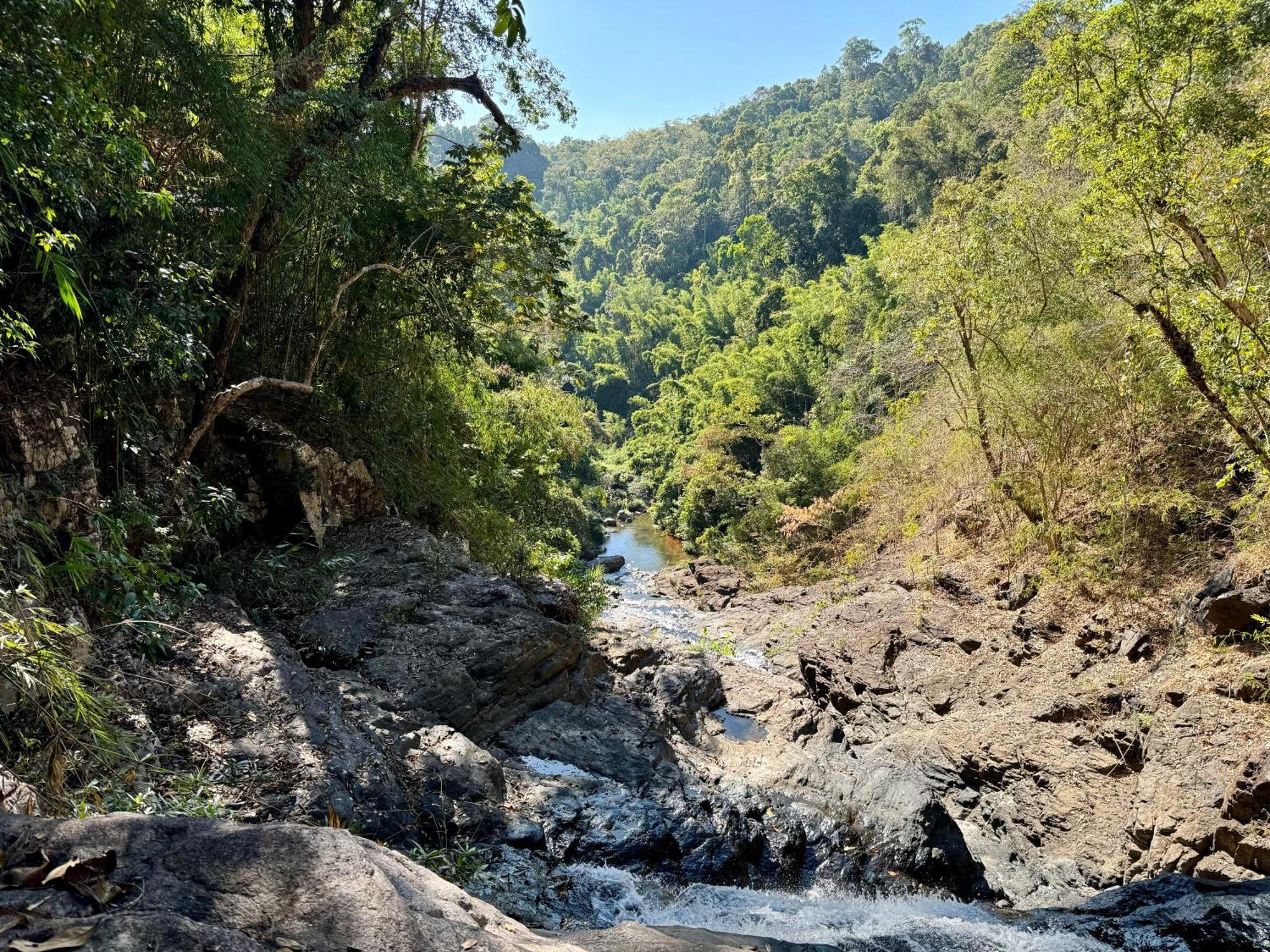 Backpacker Hostel And Jungle Trekking Banlung Eksteriør bilde