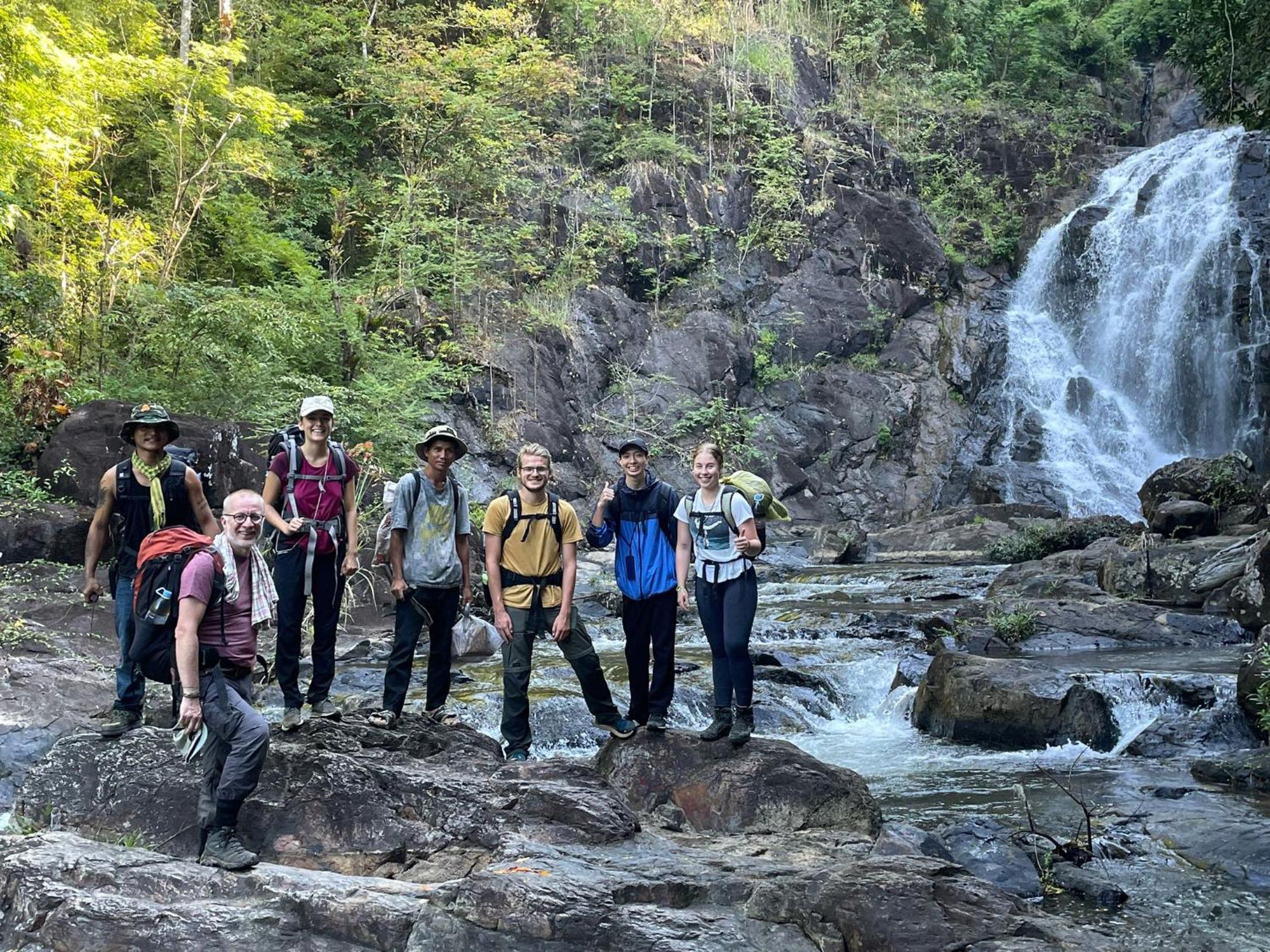 Backpacker Hostel And Jungle Trekking Banlung Eksteriør bilde
